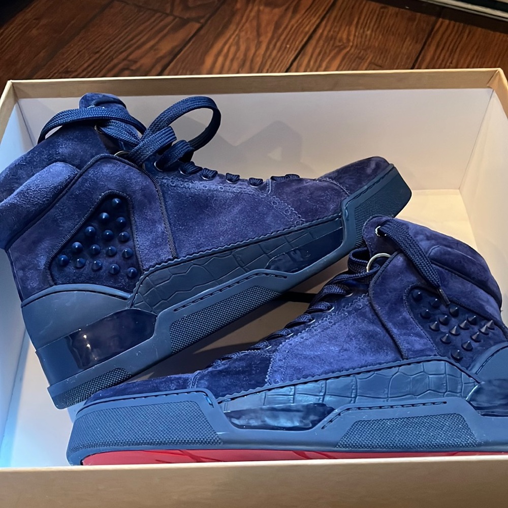 Christian Louboutin. Size 43 men sneaker. Box included